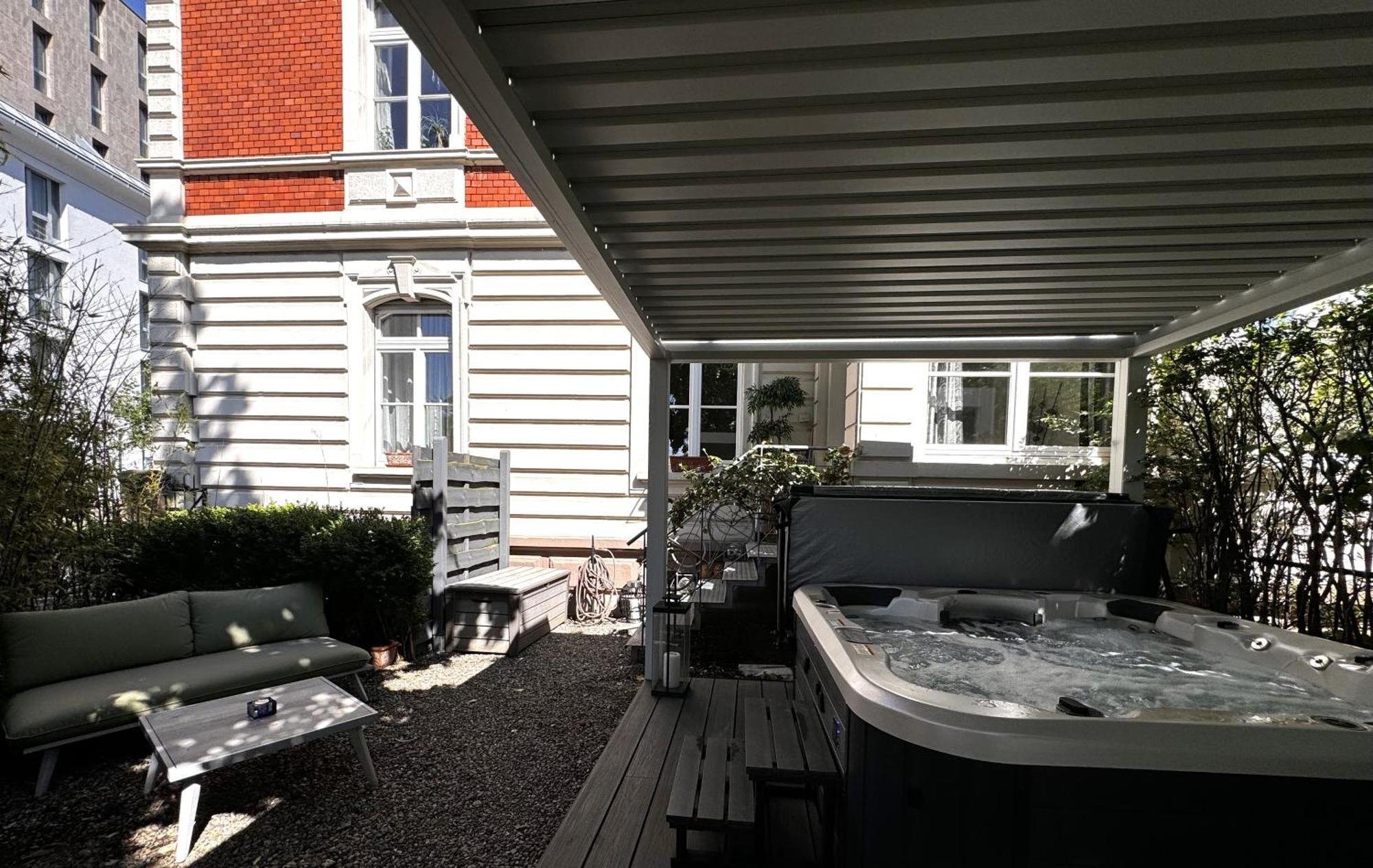 Historical Luxury Homes - Stadtvilla Mit Jacuzzi Und Garten Friburgo in Brisgovia Esterno foto